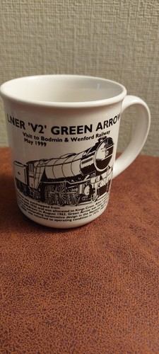 Lner green arrow - v2,