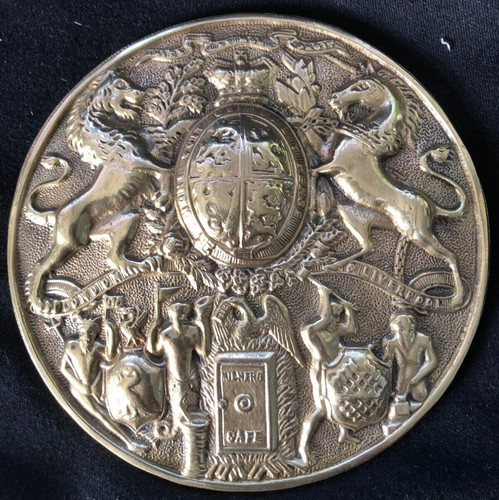 Solid brass safe - , plate
