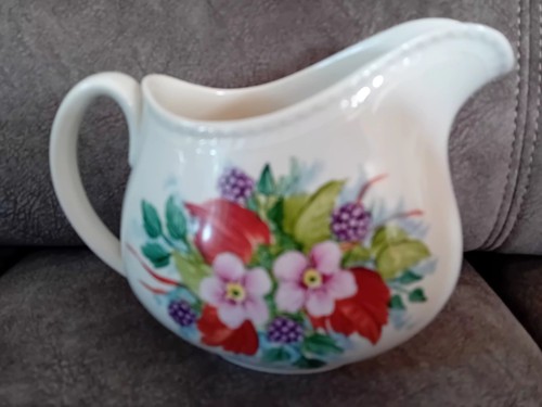 Vintage attractive ceramic