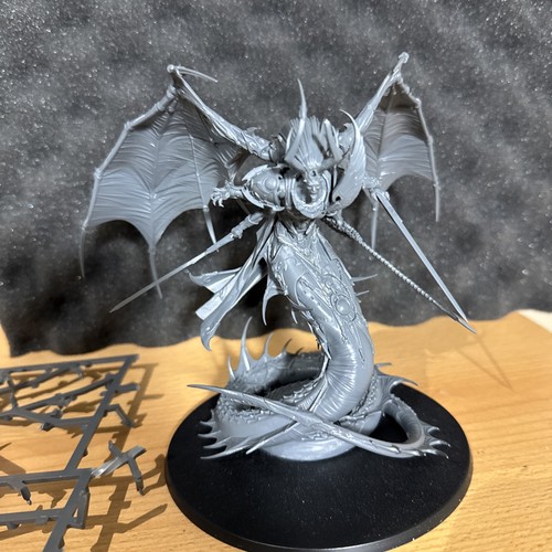 Fulgrim primarch 40k - fulgrim,