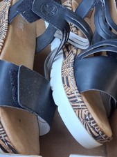 Lovely  Reiker Black Sandals