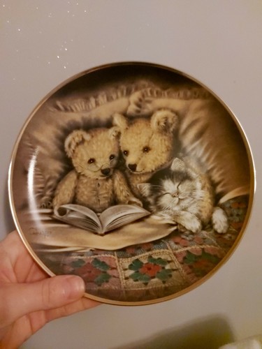 Bedtime story plate sue - plate,