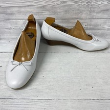 Markon Light Grey Leather Ballet Style Shoes With Wedge & Bow Size 5 PC