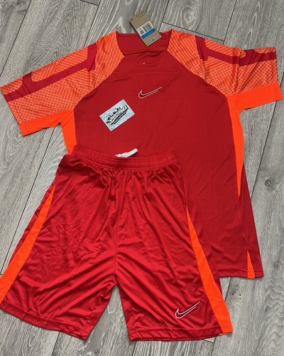 Nike dri fit - strike, short