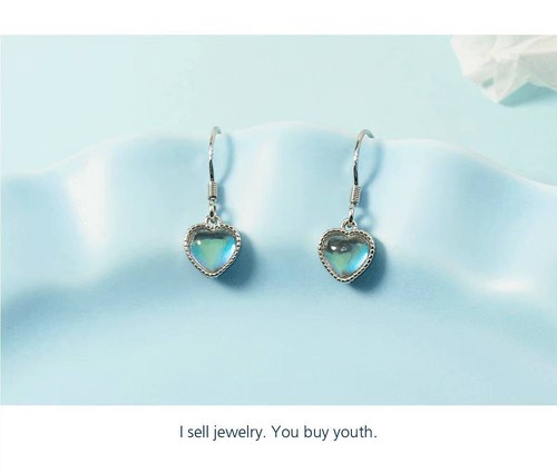 Shiny 925 sterling silver moon - shiny,