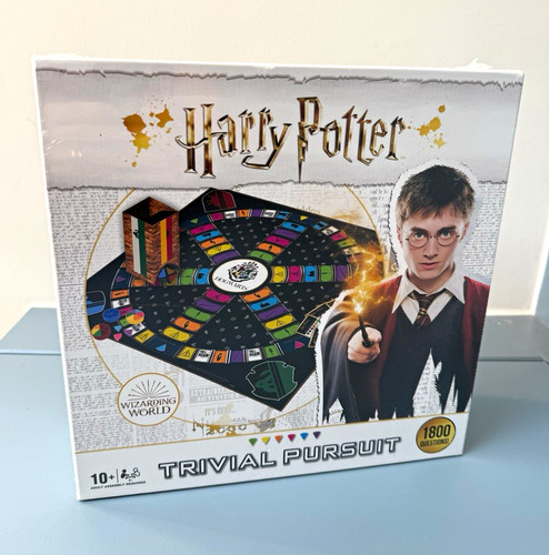 Trivial pursuit harry - trivial,