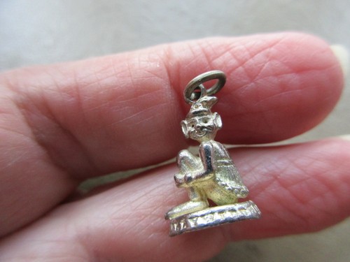 Cute vintage silver tone lucky - cute,