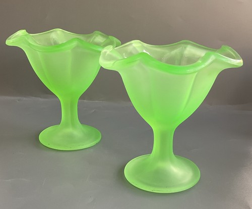 Vintage frosted green glass - frosted,