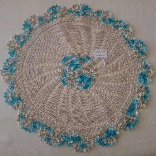 Vintage handmade crochet - vintage, 17"