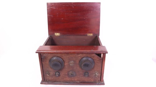 Vintage valve radio 1930s - vintage,