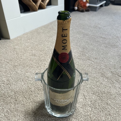 Moet chandon glass - moet,
