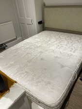 Vi-Spring Baronet King Medium Mattress & Bed Base 150 x200 Valance Sold Separate