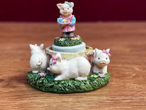Vintage pig pigs farm animals - pigs,