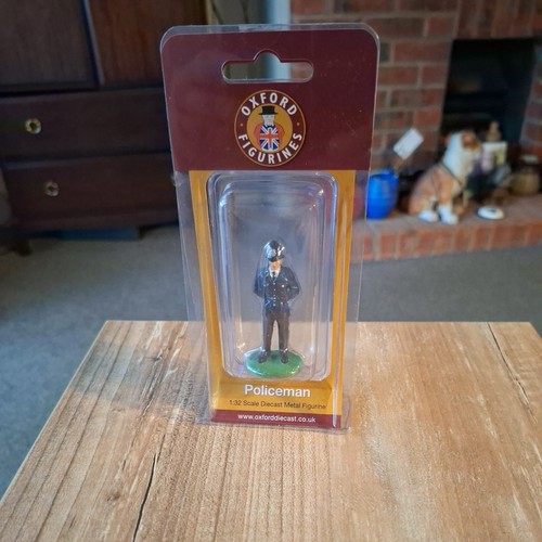 Oxford diecast figurines - oxford, figurines-