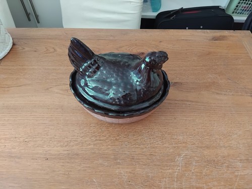 Vintage ceramic large hen - ,