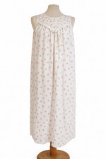 Vintage peacocks floral cotton - peacocks,