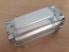 Festo 156520 ADVU-20-40-P-A. Compact Pneumatic compressed air cylinder ram - New