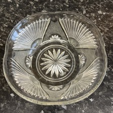 vintage very pretty  8” patterned  thick cut glass fruit/serving bowl 