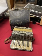 GERALDO 12 Accordion. Needs