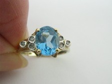 9ct Gold Oval Cut Blue Topaz &