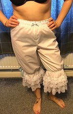 White can- can bloomers 3 different lengths of lovely lace on leg edge size8- 26