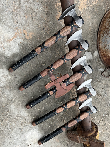 Lot hand forged viking - lot,