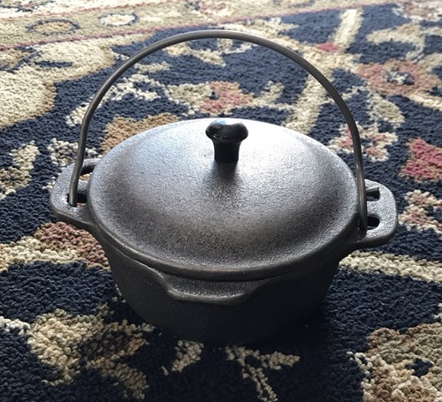 Wagner cast iron cookware - cast,
