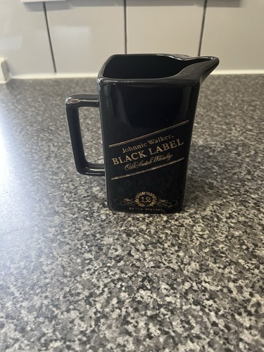 Johnnie walker whisky water - johnnie,
