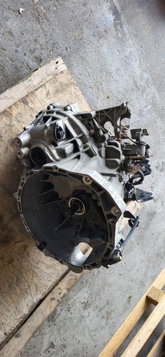 Nissan almera tino 2005 diesel - almera,
