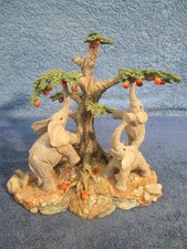 VINTAGE TUSKERS ELEPHANTS FIGURINE ~90946 Fruit Pickin' -Country Artists,02,sp.A