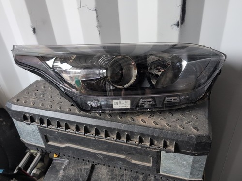 Kia ceed front right headlight - right,