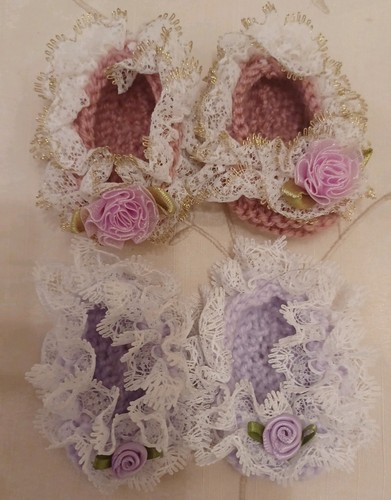Pairs hand knitted dolls - hand,
