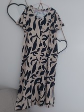 QUIRKY TUNIC DRESS 20-22. NEW. 