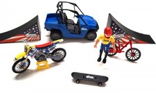 NEWRAY DIE CAST MODEL NITRO CIRCUS PLAY SET, WITH PASTRANA MX BIKE, 1:18 SCALE