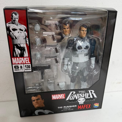 Stock medicom toys mafex - in,