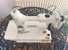 Singer Featherweight 221k White Sewing Machine with original case & accessories
