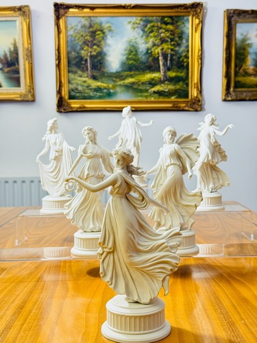 Wedgwood the dancing - the, hours