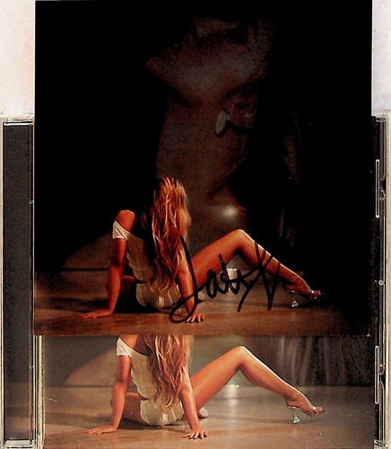 Tate mcrae close to what - mcrae,