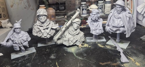 Resin busts - resin,