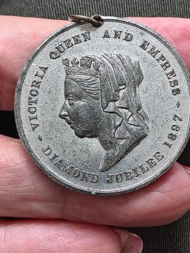 Victoria queen and empress - queen,