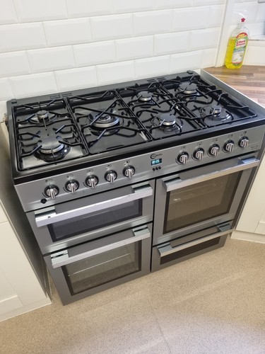 Range cooker dual - cooker, fuel