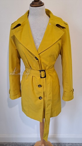 Collection yellow button - collection,