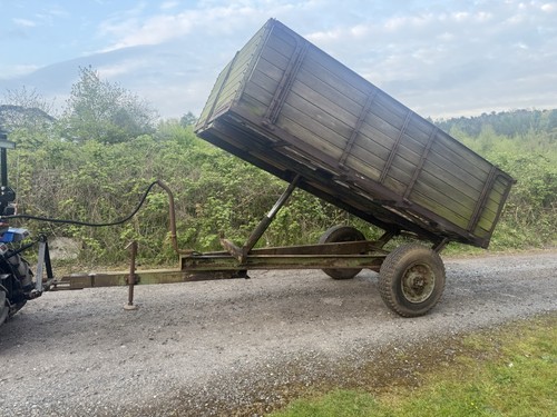 Pettit 4tonne tipping grain - pettit,