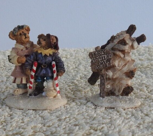 Kringle village bear - village,