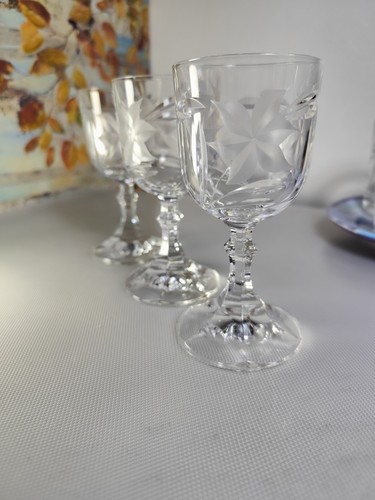 Royal crystal rock rcr - crystal, hand-