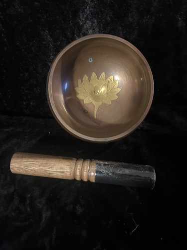 Buddhas eyes etched - buddhas, tibetan