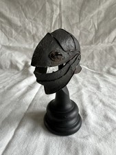 Sideshow Wētā  Orc Crowfaced Helm 1/4 Lord of the Rings