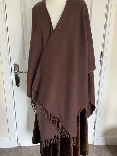 Vintage brown wool cape - brown, wool?
