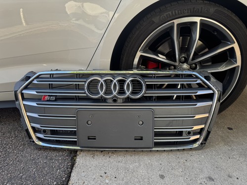 Audi front bumper grille - audi,