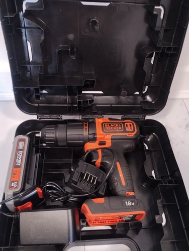 Black decker combi drill - black,